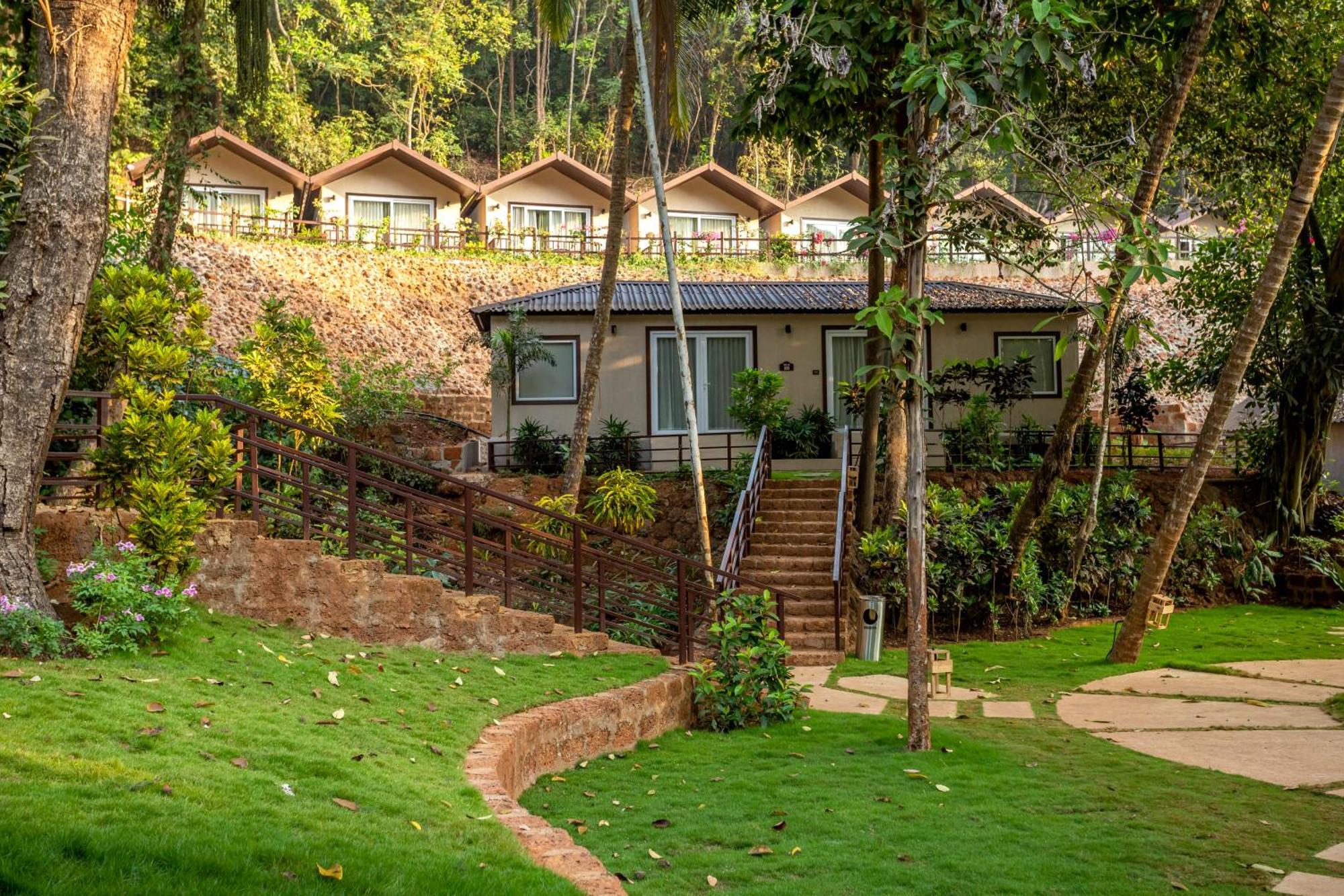 Stone Wood Premier Gokarna Hotel Gokarna  Bagian luar foto