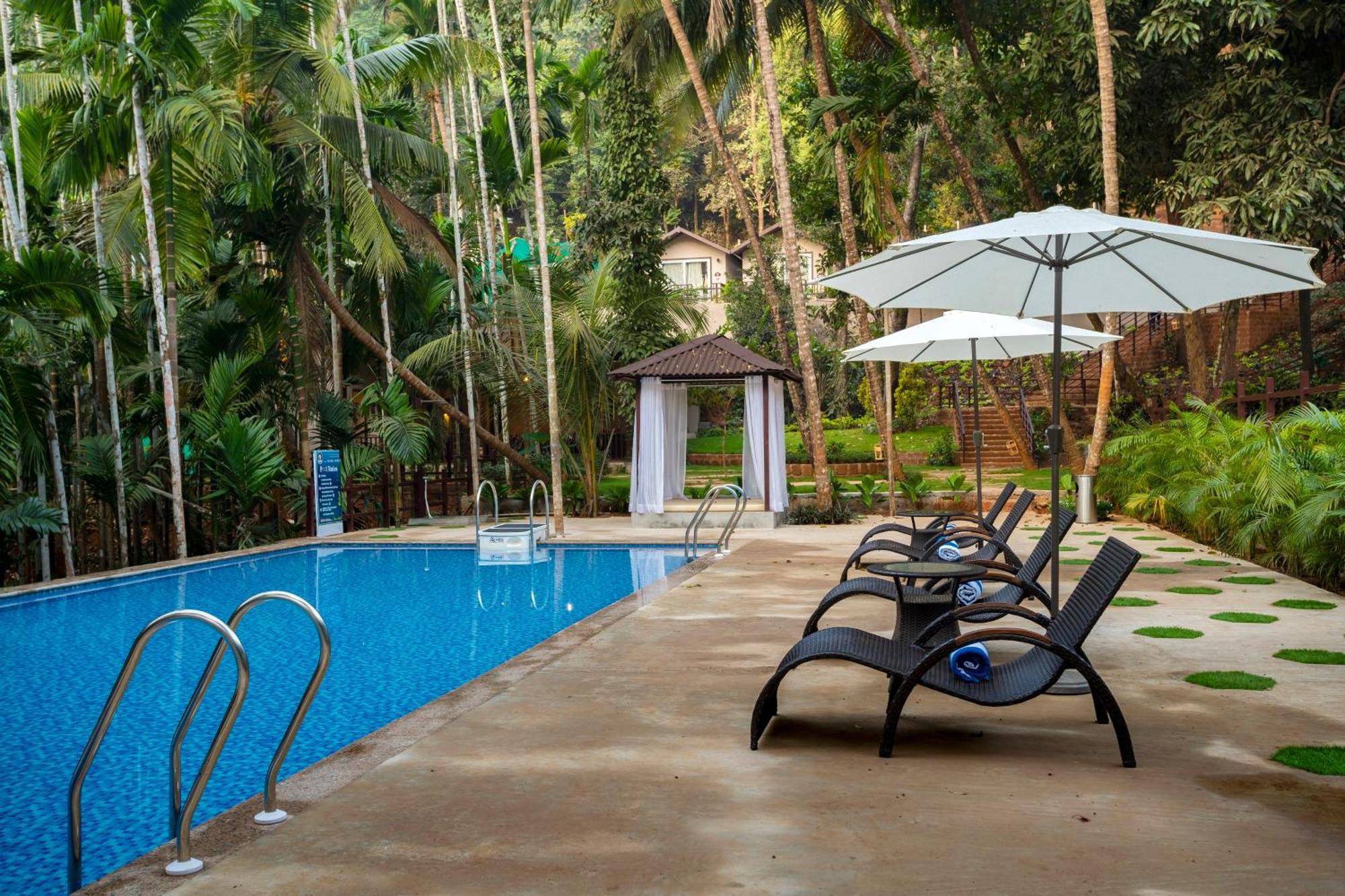Stone Wood Premier Gokarna Hotel Gokarna  Bagian luar foto